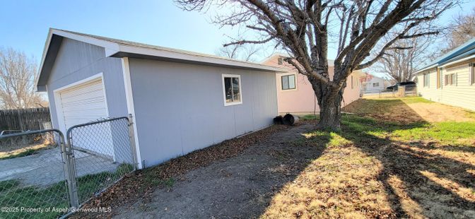 Backyard, Detached Garage, Exterior