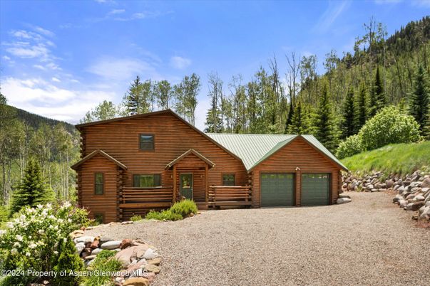 Attached, Exterior, Facade, Log Home
