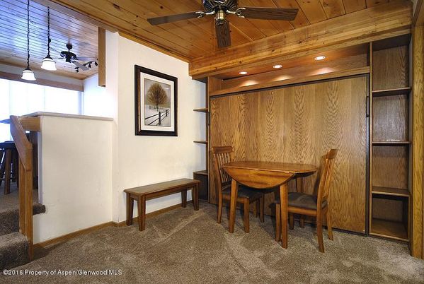 Dining room, Interior, Pendant Lights, Recessed Lighting, Wooden Beams, Wooden Ceilings, Wooden Walls