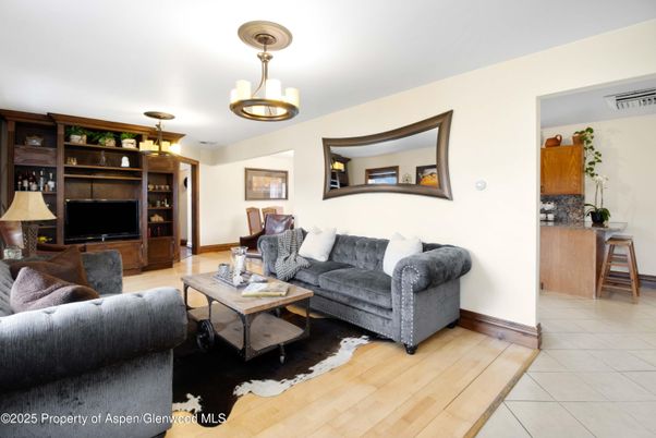 Interior, Living room, Pendant Lights, Wood Texture Flooring