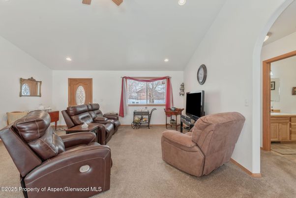 Home Theatre Room, Interior, Living room, Recessed Lighting, Theatre Room