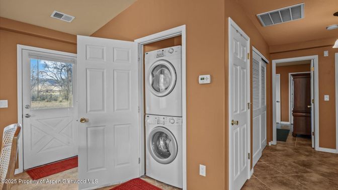 Interior, Utility Closets, Washer