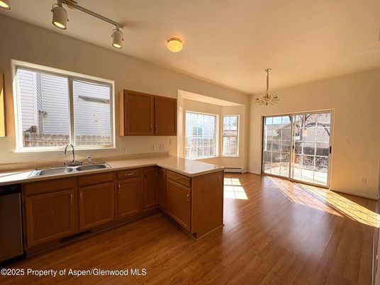 Chandelier, Interior, Kitchen, Wood Texture Flooring