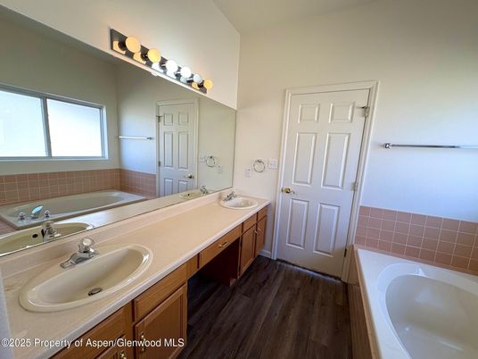 Bathroom, Dual Sink Vanities, Interior, Wood Texture Flooring