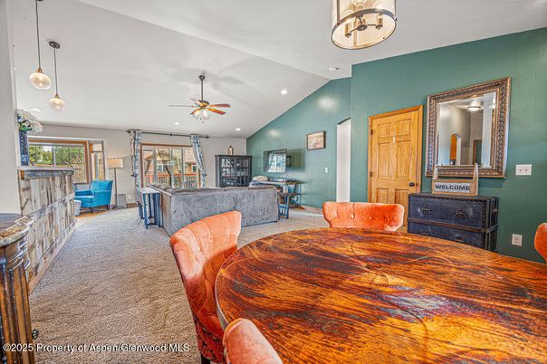 Interior, Living room, Pendant Lights, Recessed Lighting