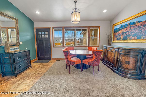 Dining room, Interior, Recessed Lighting