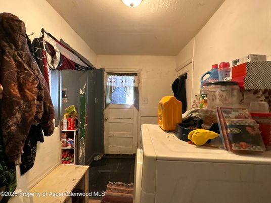 Interior, Washer