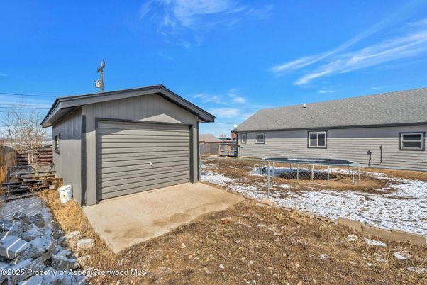 Backyard, Detached Garage, Exterior