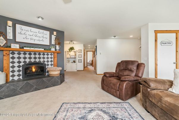 Fireplace, Interior, Recessed Lighting
