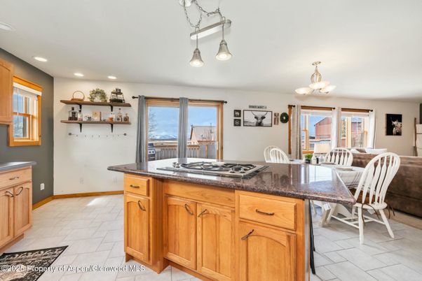 Dining room, Interior, Kitchen, Recessed Lighting
