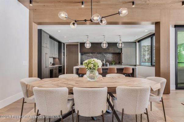 Dining room, Interior, Kitchen, Pendant Lights, Recessed Lighting, Wood Texture Flooring