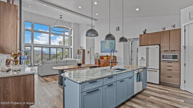 Interior, Kitchen, Living room, Pendant Lights, Recessed Lighting, Stainless Steel Appliances, Wood Texture Flooring