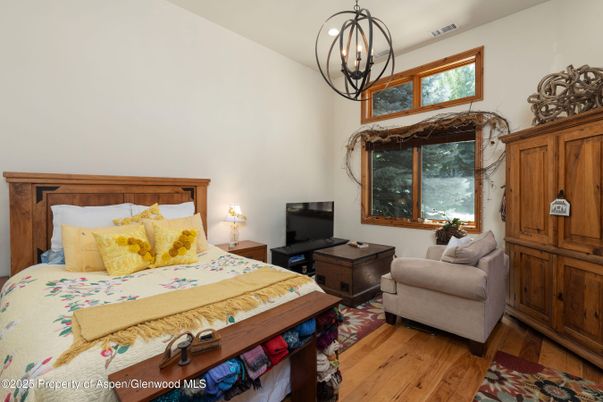 Bedroom, Chandelier, Interior, Pendant Lights, Wood Texture Flooring