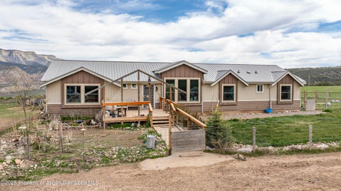Backyard, Exterior, Facade, Farmhouse