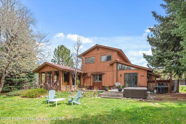 Backyard, Exterior, Hot Tub