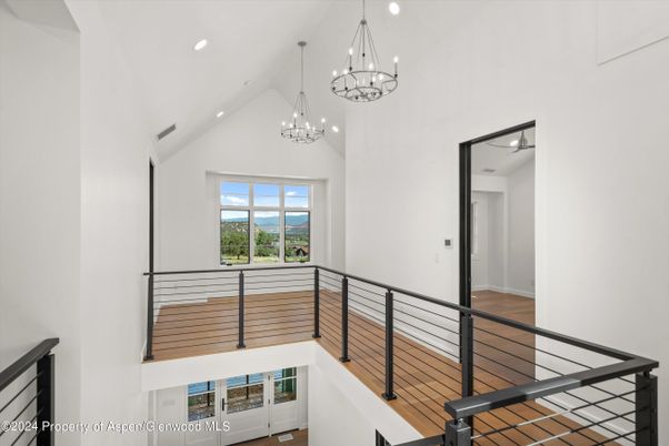 Chandelier, Interior, Recessed Lighting, Wood Texture Flooring