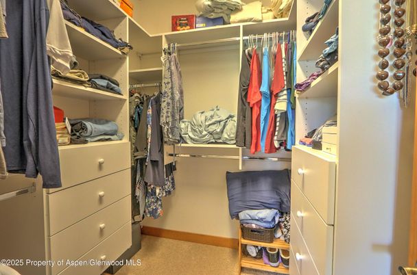 Interior, Walk-in Closets