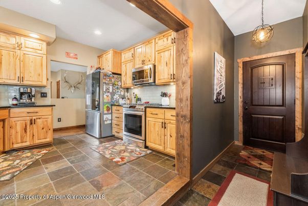 Interior, Kitchen, Pendant Lights, Recessed Lighting