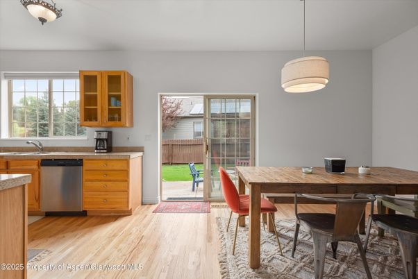 Dining room, Interior, Kitchen, Pendant Lights, Wood Texture Flooring