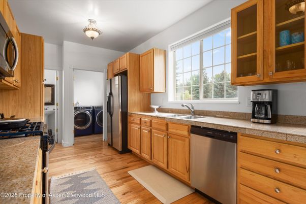Interior, Kitchen, Washer, Wood Texture Flooring