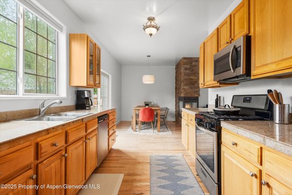 Dining room, Interior, Kitchen, Pendant Lights, Wood Texture Flooring