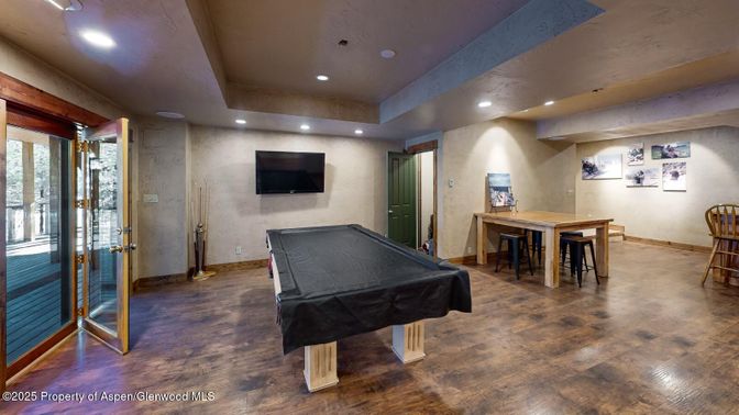 Billiard Table, Game Room, Interior, Recessed Lighting, Wood Texture Flooring