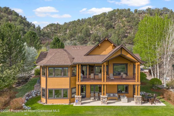 Backyard, Exterior, Facade, Log Home