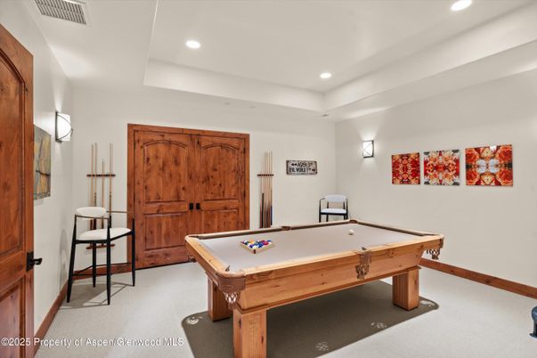 Billiard Table, Game Room, Interior, Recessed Lighting