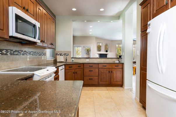Interior, Kitchen, Recessed Lighting
