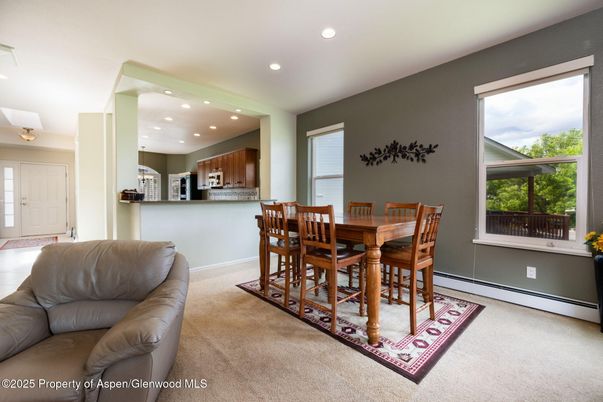 Dining room, Interior, Kitchen, Recessed Lighting, Stainless Steel Appliances