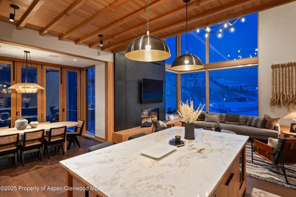 Dining room, Interior, Living room, Pendant Lights, Wooden Beams, Wooden Ceilings, Wood Texture Flooring