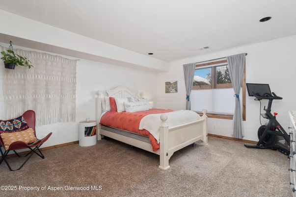 Bedroom, Fitness Equipment, Interior