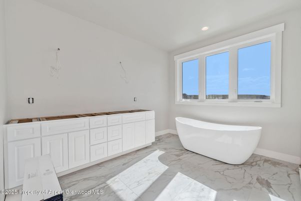 Bathroom, Free Standing Baths, Interior, Marble, Recessed Lighting