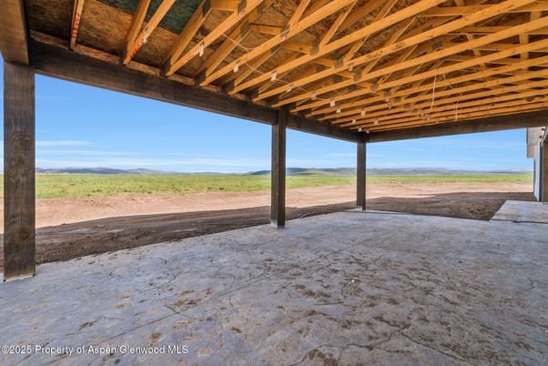 Exterior, Wooden Beams