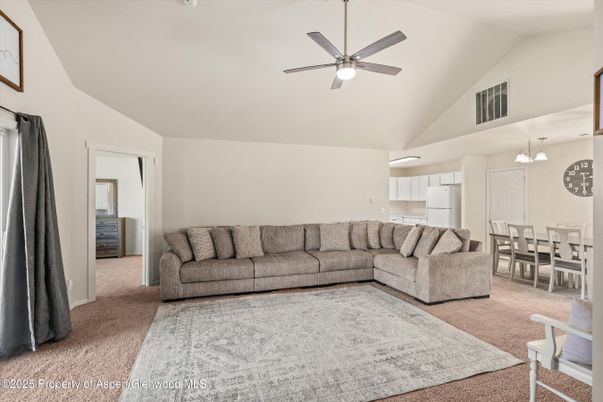 Dining room, Interior, Living room, Pendant Lights