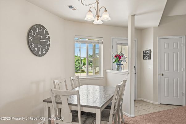 Dining room, Interior