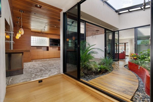 Interior, Recessed Lighting, Sauna Room, Sun Room