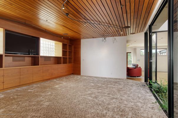 Empty room, Interior, Recessed Lighting, Wooden Ceilings