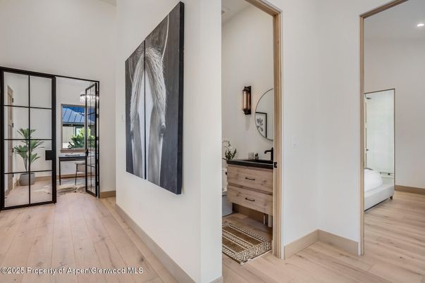 Bathroom, Interior, Recessed Lighting, Wood Texture Flooring