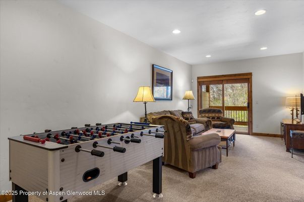 Game Room, Interior, Living room, Recessed Lighting