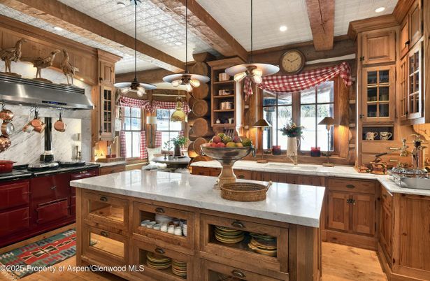 Interior, Kitchen, Pendant Lights, Recessed Lighting, Wooden Beams, Wood Texture Flooring