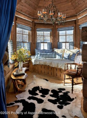 Chandelier, Interior, Living room, Wooden Ceilings, Wooden Walls