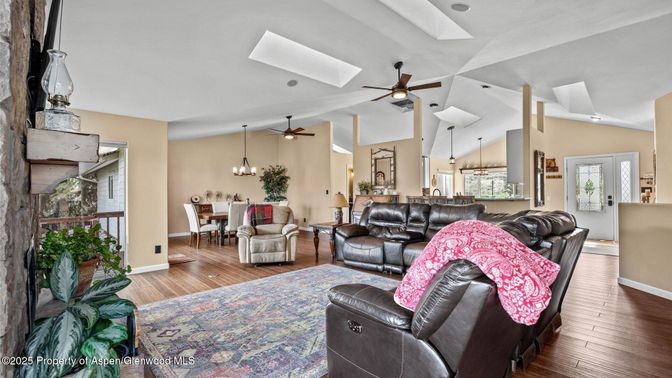 Chandelier, Dining room, Interior, Living room, Wood Texture Flooring