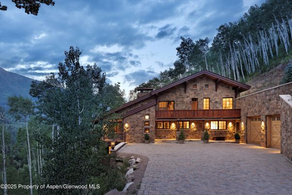 Attached, Exterior, Facade, Log Home