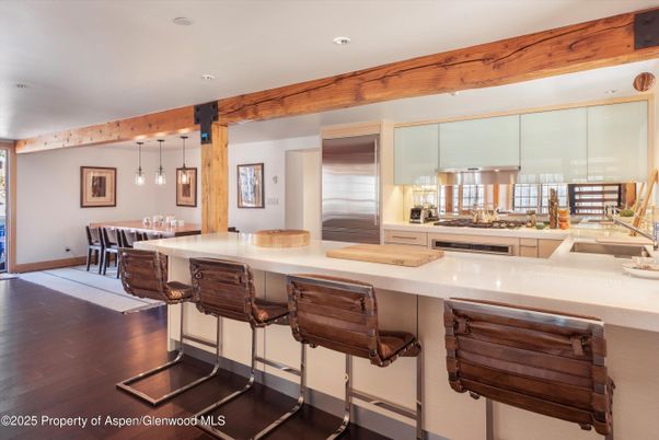 Dining room, Interior, Kitchen, Pendant Lights, Recessed Lighting, Wooden Beams, Wood Texture Flooring