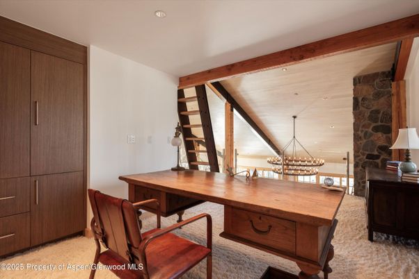 Chandelier, Home Office, Interior, Recessed Lighting