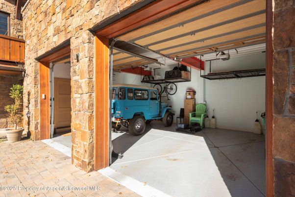 Exterior, Garage, Stone Walls