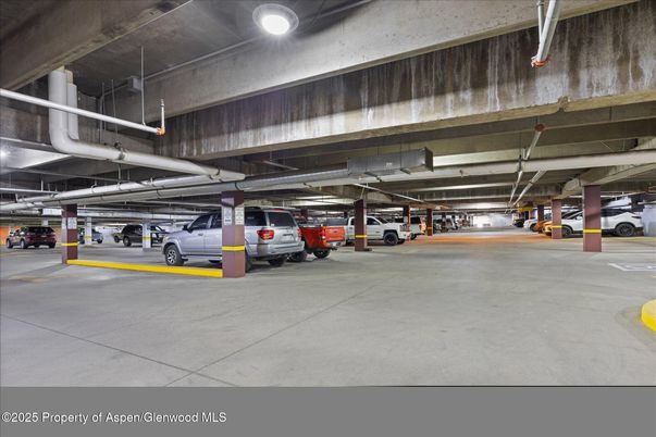 Garage, Interior
