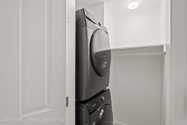 Interior, Utility Closets, Washer