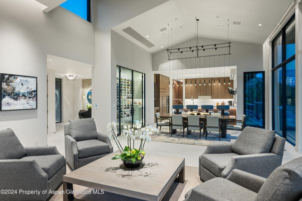 Dining room, Interior, Living room, Pendant Lights, Recessed Lighting